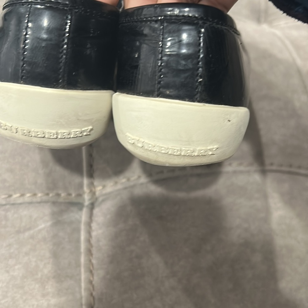 - Burberry vintage black leather sneakers size 37 - Picture 3 of 8